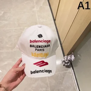 BALENCIAGA バレンシアガ 春夏のコレクションで新作 2026 帽子 商品画像 1