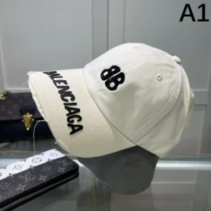 BALENCIAGA バレンシアガ 上品なカジュアルコーデに 2026 帽子 商品画像 1