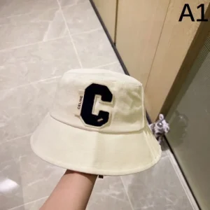 2026 帽子 CELINE セリーヌ 夏の軽やかなコーデ 商品画像 1