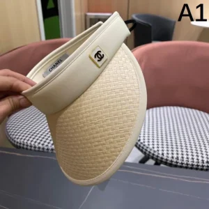 CHANEL シャネル 個性的な春夏のコーディネート 2026 帽子 商品画像 1