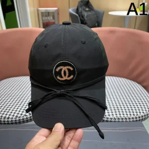 CHANEL シャネル クラシックな雰囲気のトップス 2026 帽子 商品画像 1