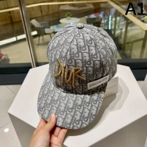 DIOR ディオール 顧客セール大特価早い者勝ち 2026 帽子 商品画像 1
