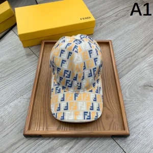 2026 帽子 FENDI フェンデイ ビンテージ感のある 商品画像 1