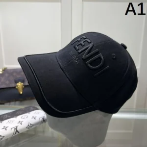 2026 帽子 FENDI フェンデイ ジュアル感強めの着 商品画像 1