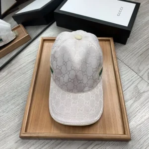 GUCCI グッチ 国内完売の入手困難アイテム 2026 帽子 商品画像 1