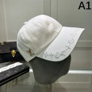 LOUIS VUITTON ルイヴィトン 夏に最強アイテム 2026 帽子 商品画像 1