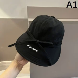 2026 帽子 MIU MIU ミュウミュウ 海外限定アイテム 商品画像 1