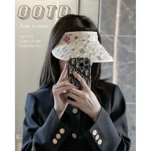 2026 帽子 MIU MIU ミュウミュウ 最安価格新品 商品画像 1