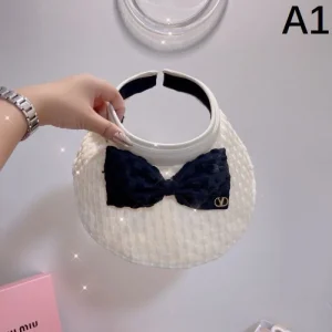 2026 帽子 VALENTINO ヴァレンティノ 待望の商品 商品画像 1