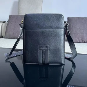 2026 セールで嬉しい入荷 BALLY バリー ショルダーバッグ 商品画像 1