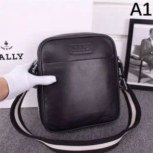 2026 デイリー使いに最適 BALLY バリー ショルダーバッグ 商品画像 1