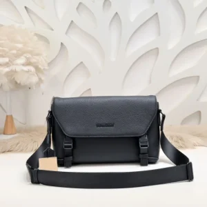 2026 根強い人気定番商品 BURBERRY バーバリー ショルダーバッグ 商品画像 1