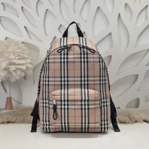 2026 呼び声が高い新名品 BURBERRY バーバリー バックパック 商品画像 1