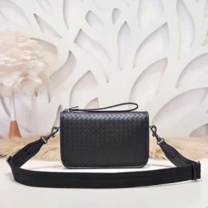 2024FW ショルダーバッグ BOTTEGA VENETA ボッテガヴェネタ 高級感 超安値 商品画像 1