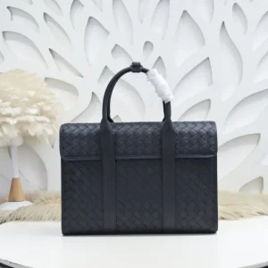 2024FW ブリーフケース BOTTEGA VENETA ボッテガヴェネタ 今年大人気 商品画像 1