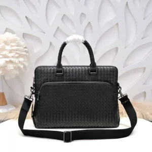 2024FW ブリーフケース BOTTEGA VENETA ボッテガヴェネタ 待望の商品 商品画像 1
