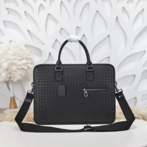 2024FW ブリーフケース BOTTEGA VENETA ボッテガヴェネタ 芸能人愛用 商品画像 1