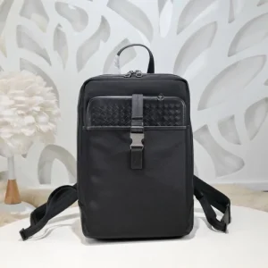 2024FW バックパック BOTTEGA VENETA ボッテガヴェネタ 話題沸騰中 商品画像 1