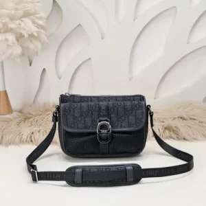 2026 超レアな入手困難品 DIOR ディオール ショルダーバッグ 商品画像 1