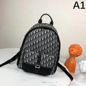 2026 セール価格でお得新作 DIOR ディオール バックパック 商品画像 1