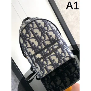 2026 海外よりお届け限定品 DIOR ディオール バックパック 商品画像 1