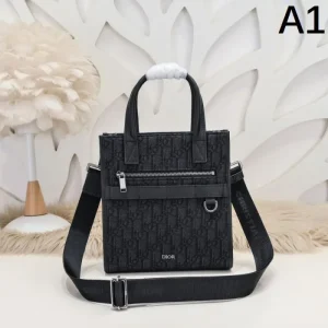 2024FW ショルダーバッグ DIOR ディオール 今や定番アイテム好評品 商品画像 1