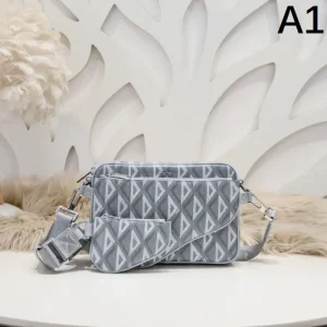 2024FW ショルダーバッグ DIOR ディオール 人気が続行限定アイテム 商品画像 1