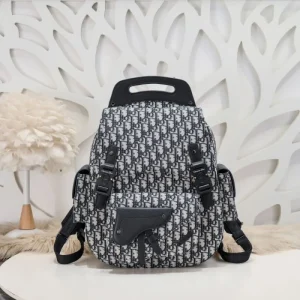 2024FW バックパック DIOR ディオール 今シーズンも人気ブランド 商品画像 1