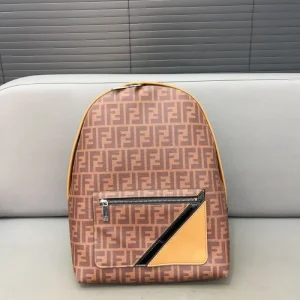 2024FW バックパック FENDI フェンデイ 著名人やセレブも愛用する 商品画像 1