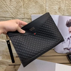 2026 海外の顧客限定先行セール GUCCI グッチ クラッチバッグ 商品画像 1