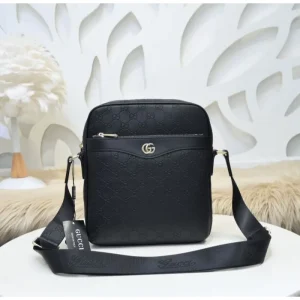 2026 魅力的な価格でセール GUCCI グッチ ショルダーバッグ 商品画像 1