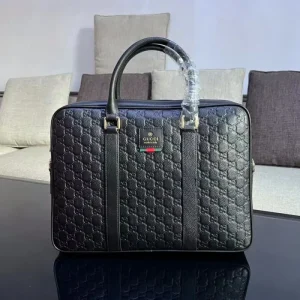 2026 シーン問わずに使える GUCCI グッチ ブリーフケース 商品画像 1
