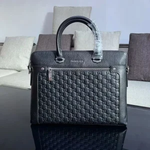 2026 お気に入りのデザイン GUCCI グッチ ブリーフケース 商品画像 1