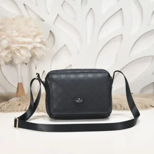 2024FW ショルダーバッグ GUCCI グッチ 品質高き人気アイテム 商品画像 1