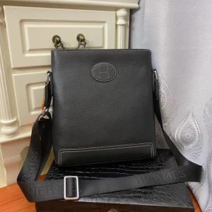 2026 日本未上陸のブランド HERMES エルメス ショルダーバッグ 商品画像 1