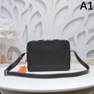 2026 半歩先をゆくオシャレ HERMES エルメス ショルダーバッグ 商品画像 1