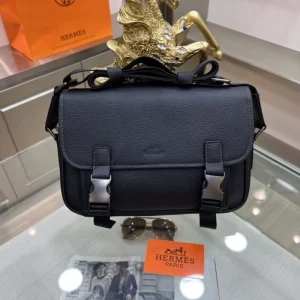 2024FW ショルダーバッグ HERMES エルメス すっきりしたシルエット 商品画像 1