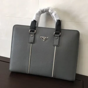 2026 ファッションの流行り PRADA プラダ ブリーフケース 商品画像 1