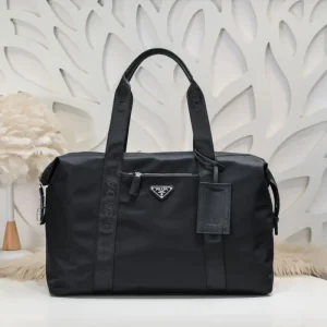 2026 最新作期間限定セール PRADA プラダ トラベルバッグ 商品画像 1