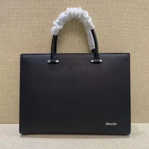 2024FW ブリーフケース PRADA プラダ 見た目以上のかっこいい 商品画像 1