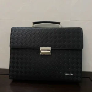 2024FW ブリーフケース PRADA プラダ 可愛い完売確実 大人気 商品画像 1