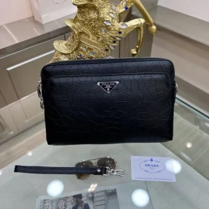2024FW クラッチバッグ PRADA プラダ この秋冬注目のトップス 商品画像 1