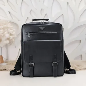 2024FW バックパック PRADA プラダ これからの季節、大活躍 商品画像 1