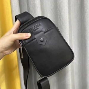 2024FW チェストバッグ PRADA プラダ 新着アイテム最安値販売 商品画像 1