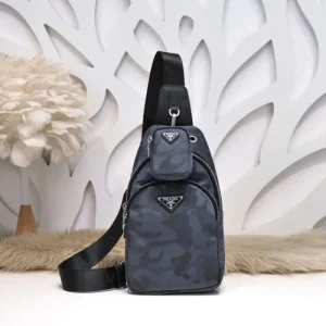 2024FW チェストバッグ PRADA プラダ 今年のトレンドを先取り 商品画像 1