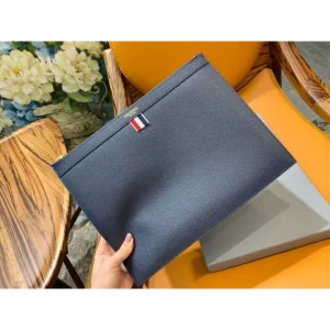 2026 定番デザイン THOM BROWNE トムブラウン クラッチバッグ 商品画像 1