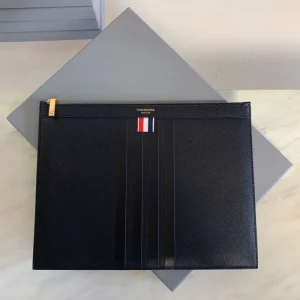 2026 新作すぐ届く THOM BROWNE トムブラウン クラッチバッグ 商品画像 1