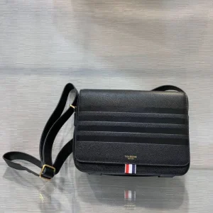 2026 HOT品質保証 THOM BROWNE トムブラウン ショルダーバッグ 商品画像 1
