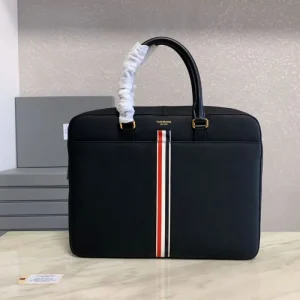 2026 コーデの主役 THOM BROWNE トムブラウン ブリーフケース 商品画像 1