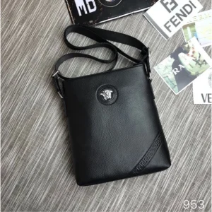 2024FW ショルダーバッグ VERSACE ヴェルサーチェ 再入荷が嬉しい 商品画像 1